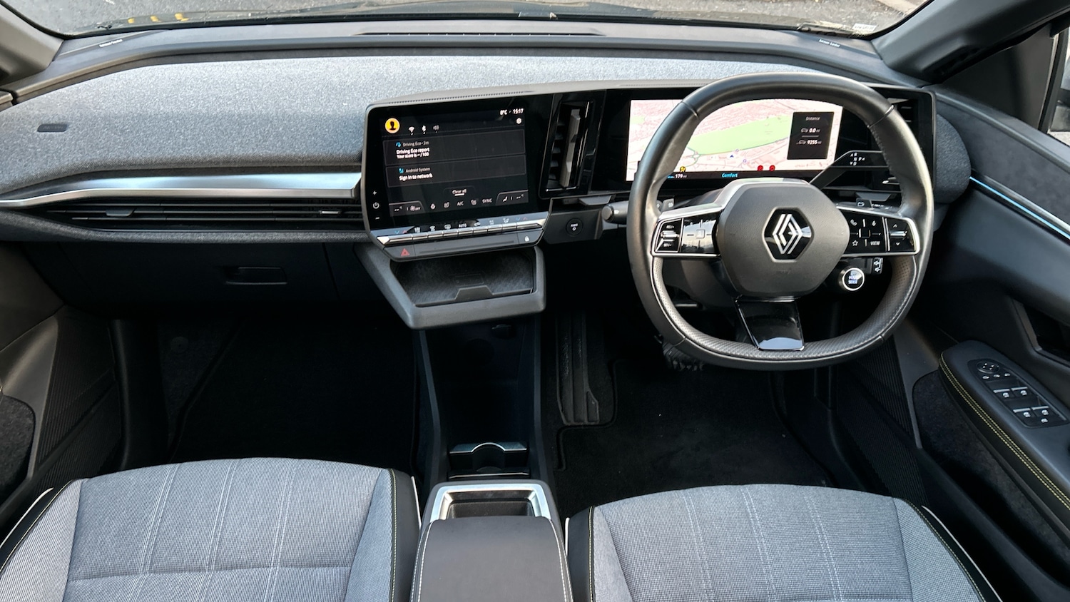 Used Renault Megane E Tech 2023 for sale - 76762325: Photo 10