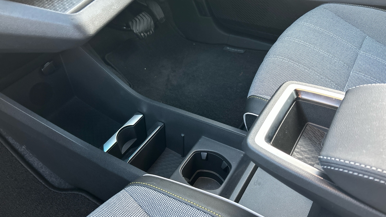 Used Renault Megane E Tech 2023 for sale - 76762325: Photo 13