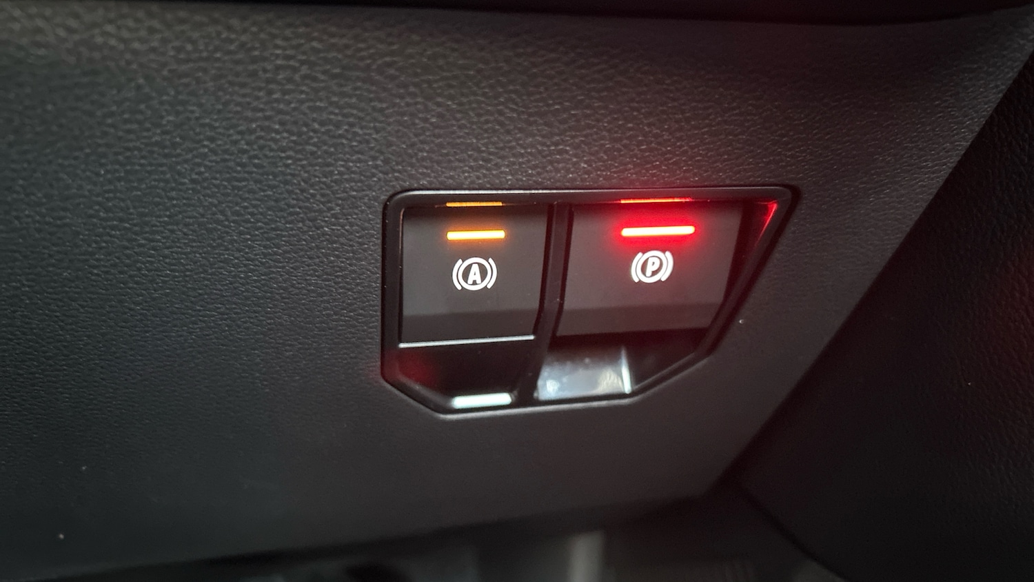 Used Renault Megane E Tech 2023 for sale - 76762325: Photo 22