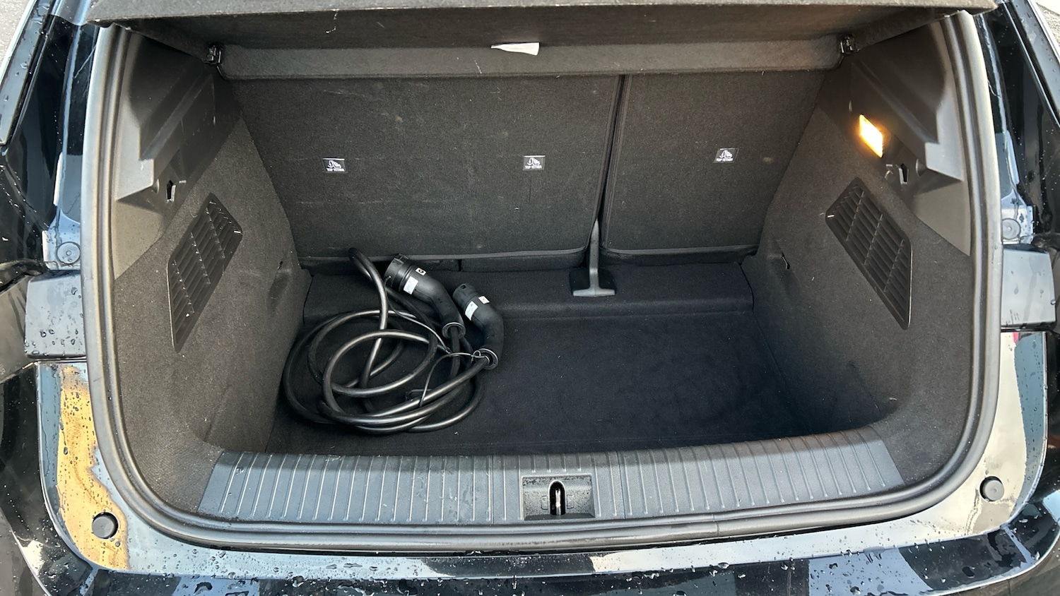 Used Renault Megane E Tech 2023 for sale - 76762325: Photo 4