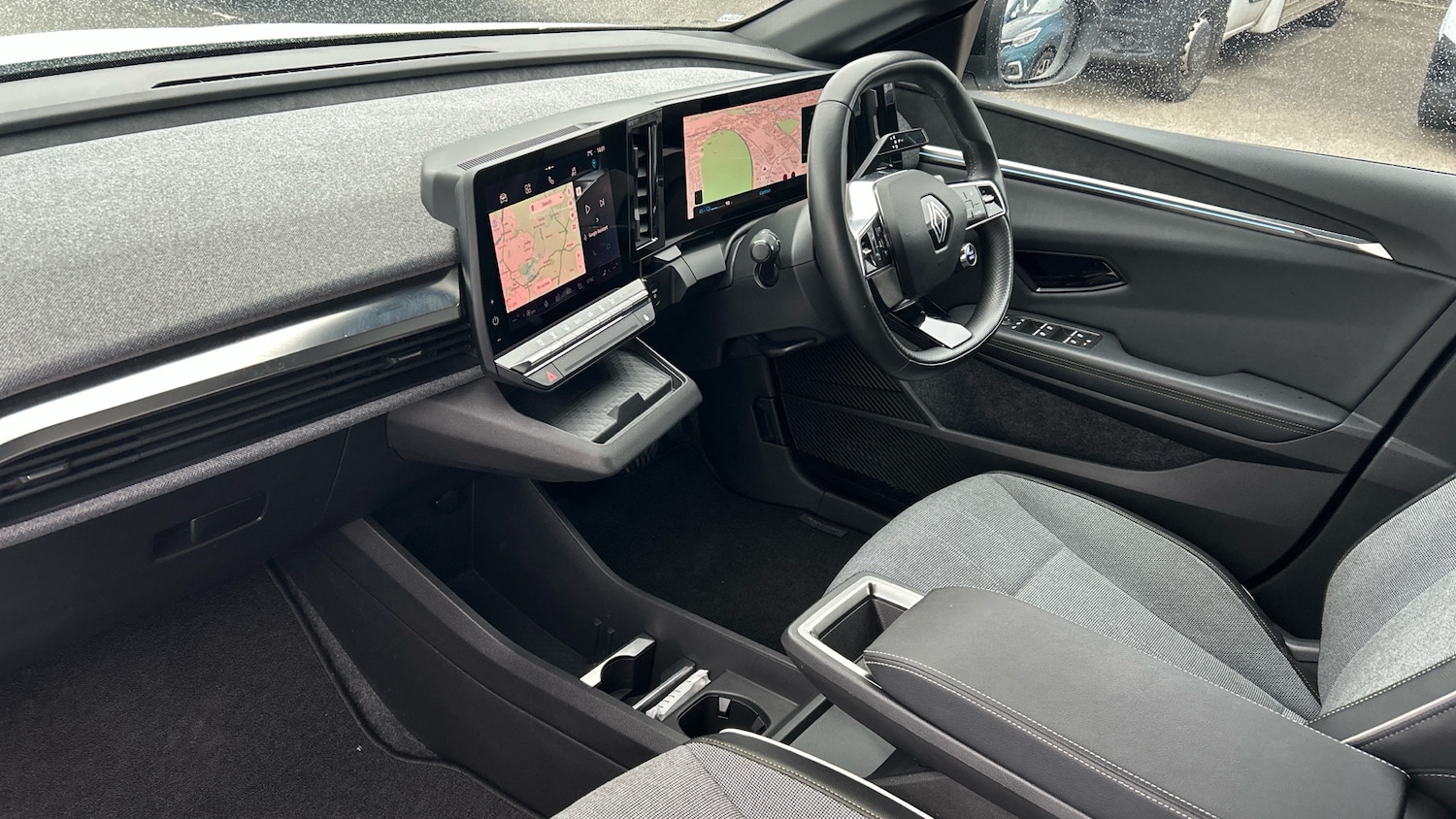 Used Renault Megane E Tech 2022 for sale - 76762324: Photo 9