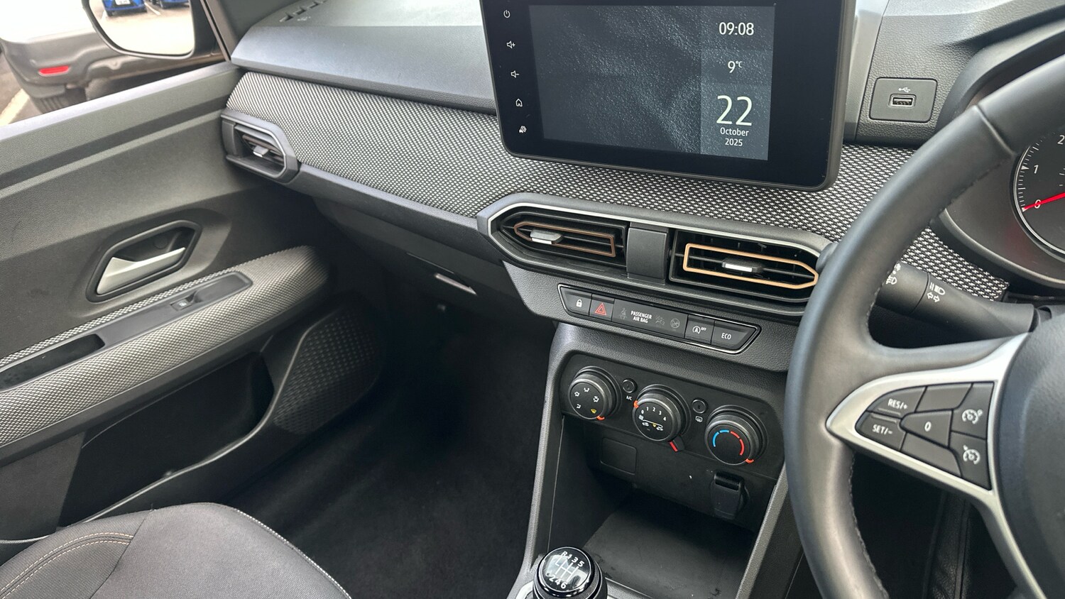 Used Dacia Sandero Stepway 2024 for sale - 76335088: Photo 14