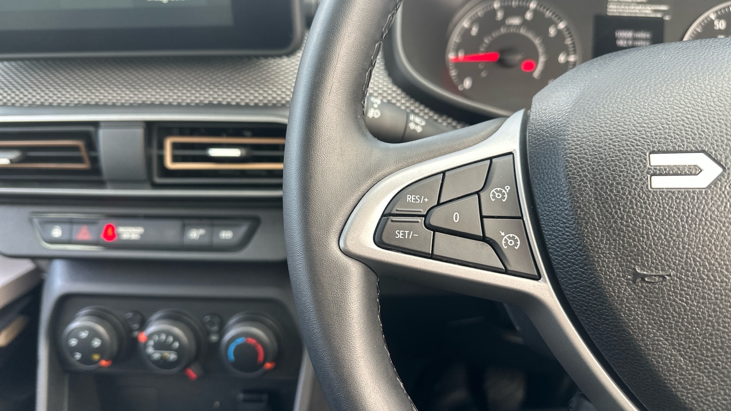 Used Dacia Sandero Stepway 2024 for sale - 76335088: Photo 21