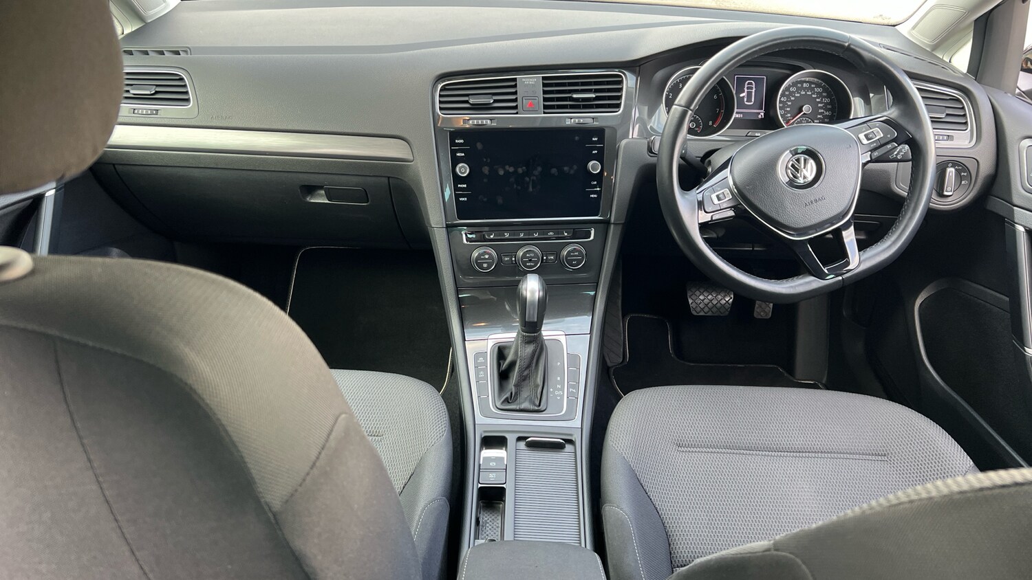 Used Volkswagen Golf 2020 for sale - 78121776: Photo 10