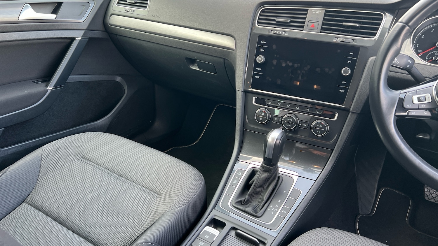 Used Volkswagen Golf 2020 for sale - 78121776: Photo 14