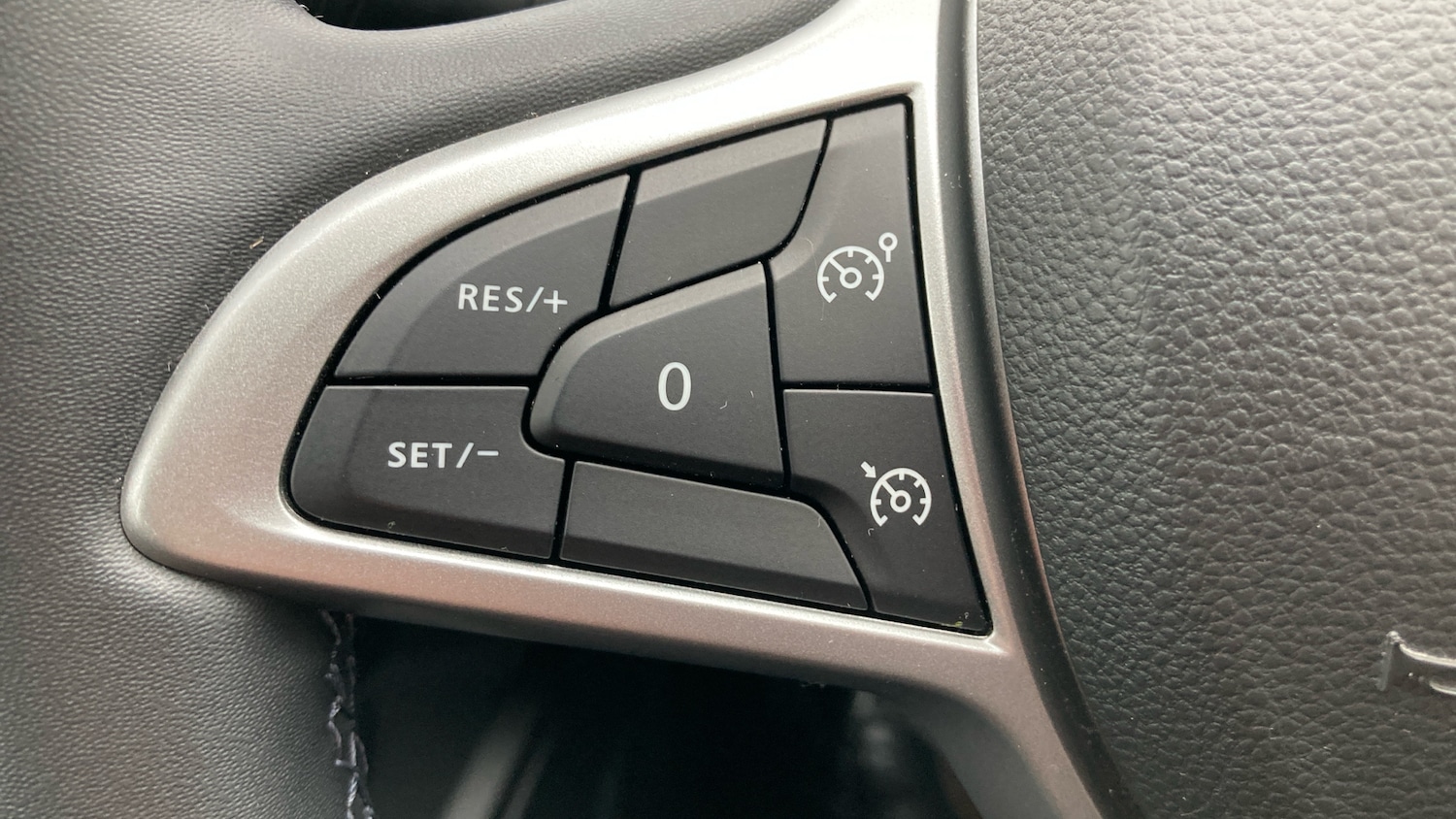 Used Dacia Duster 2024 for sale - 76366240: Photo 23