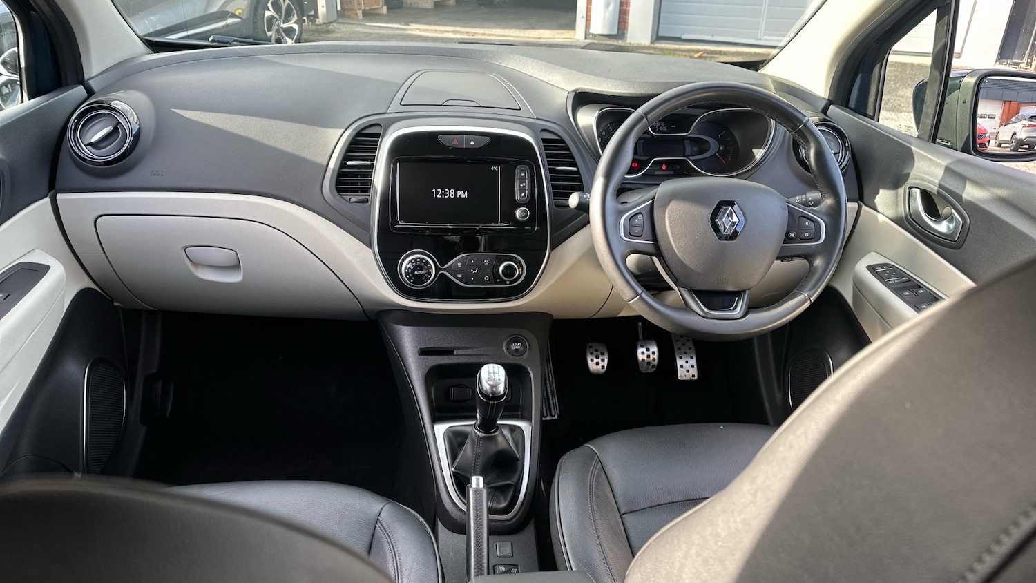 Used Renault Captur 2019 for sale - 76817408: Photo 10