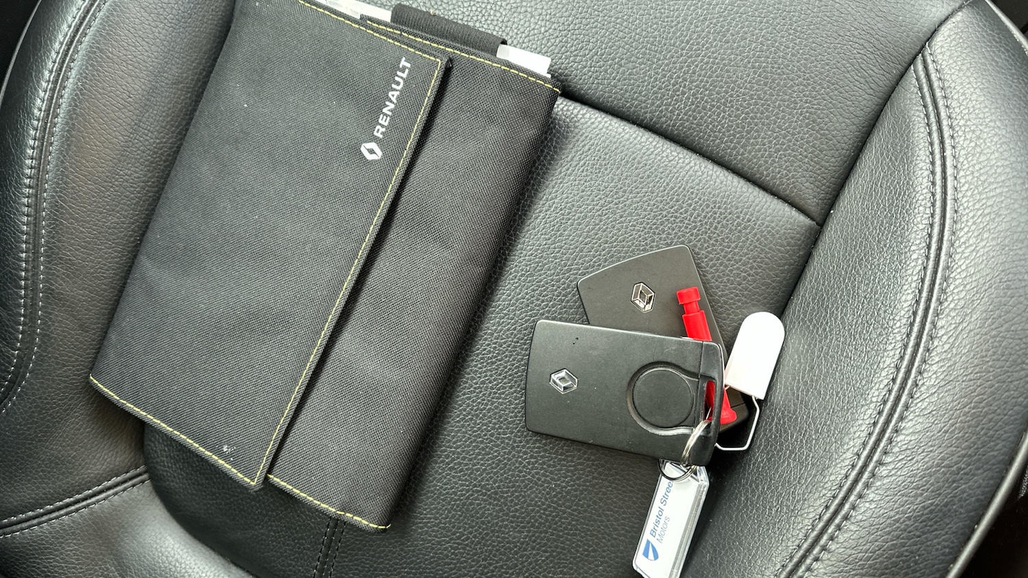 Used Renault Captur 2019 for sale - 76817408: Photo 19