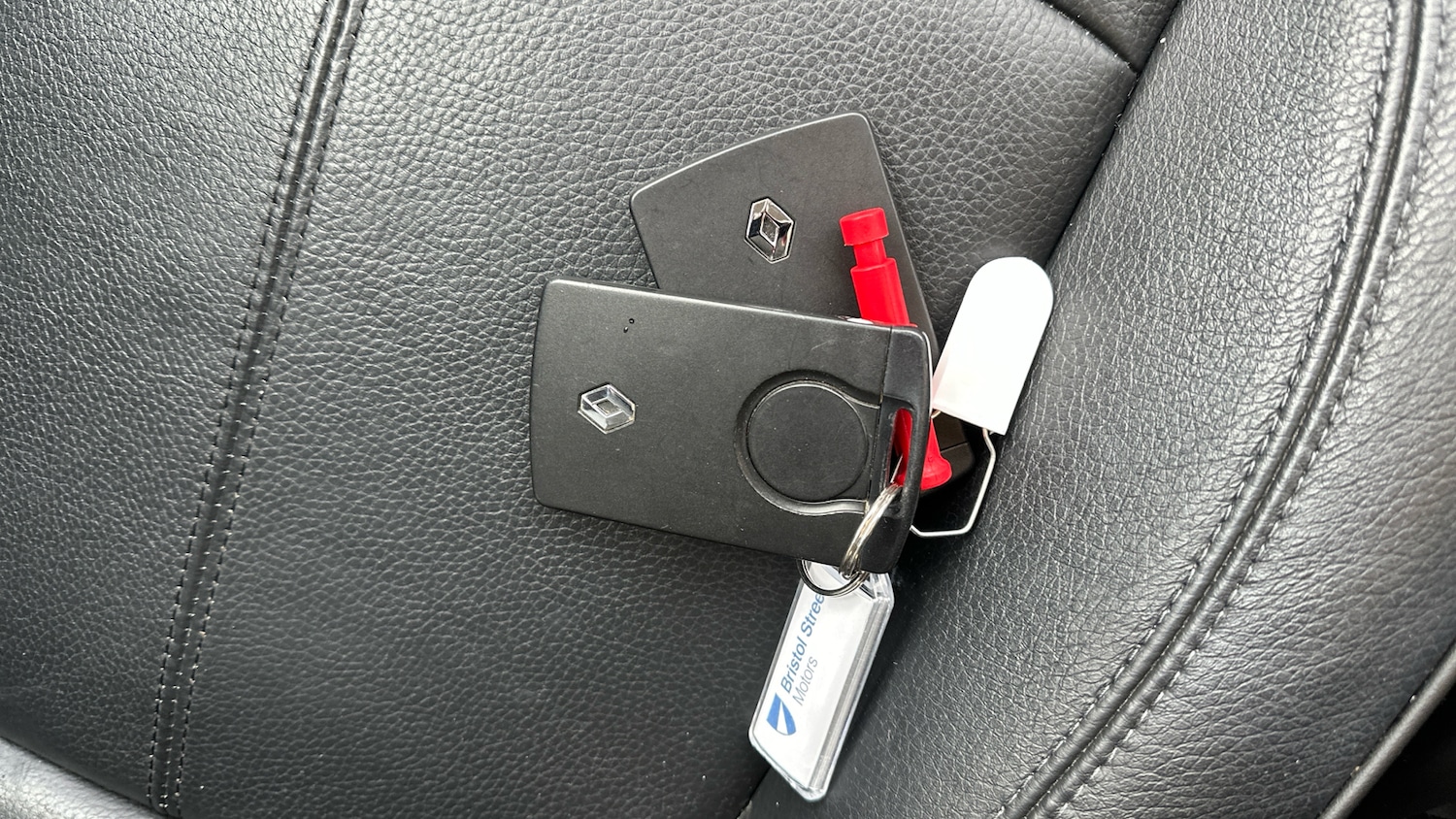 Used Renault Captur 2019 for sale - 76817408: Photo 20