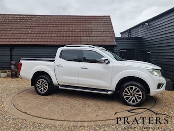 Nissan - Navara