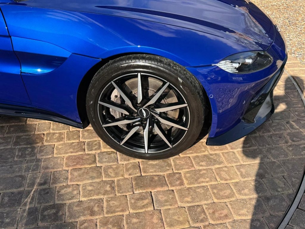Used Aston Martin Vantage 2018 for sale - 77978924: Photo 17