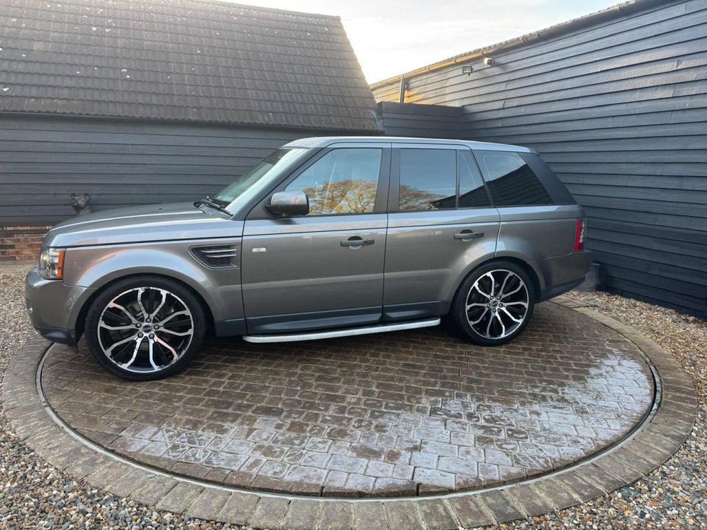 Used Land Rover Range Rover Sport 2010 for sale - 76670575: Photo 6