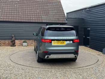 Used Land Rover Discovery 2017 for sale - 74112484: Photo