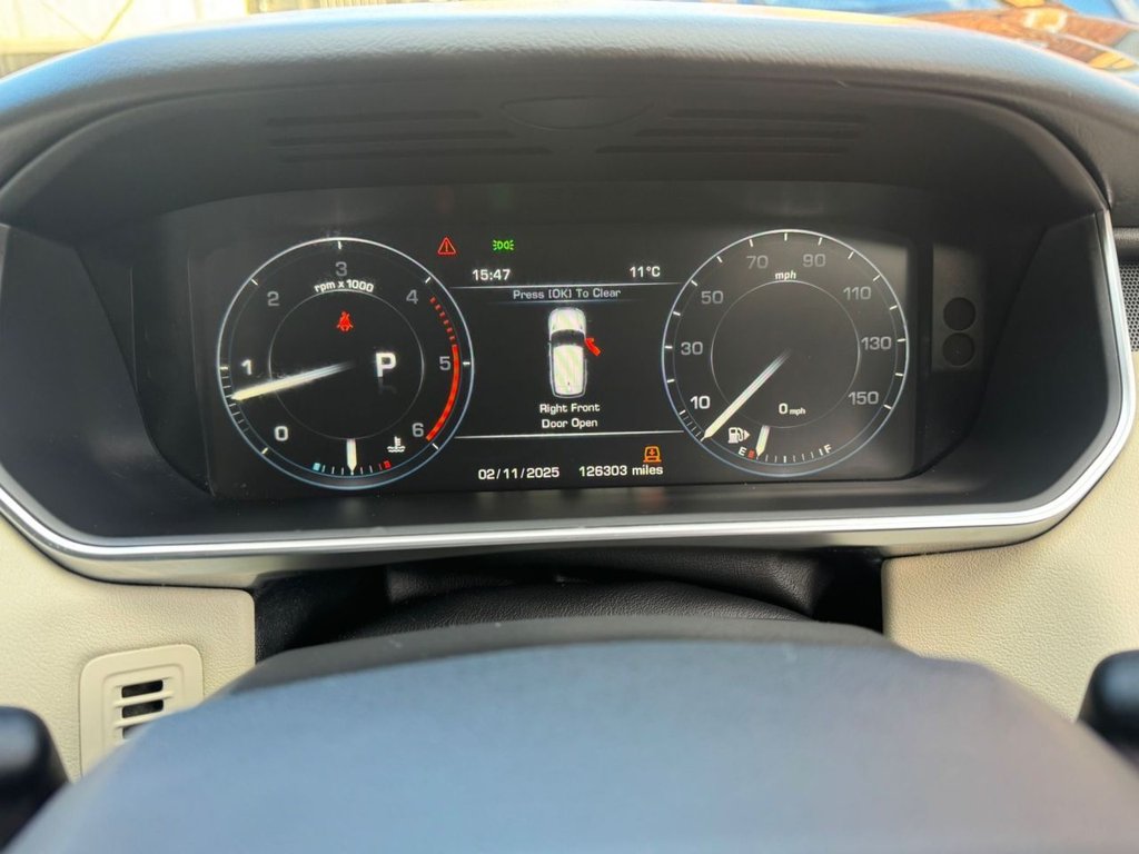 Used Land Rover Range Rover Sport 2015 for sale - 76454603: Photo 13