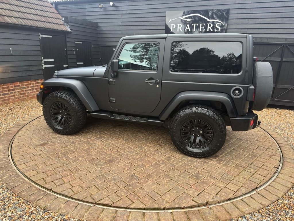 Used Jeep Wrangler 2015 for sale - 76962087: Photo 32