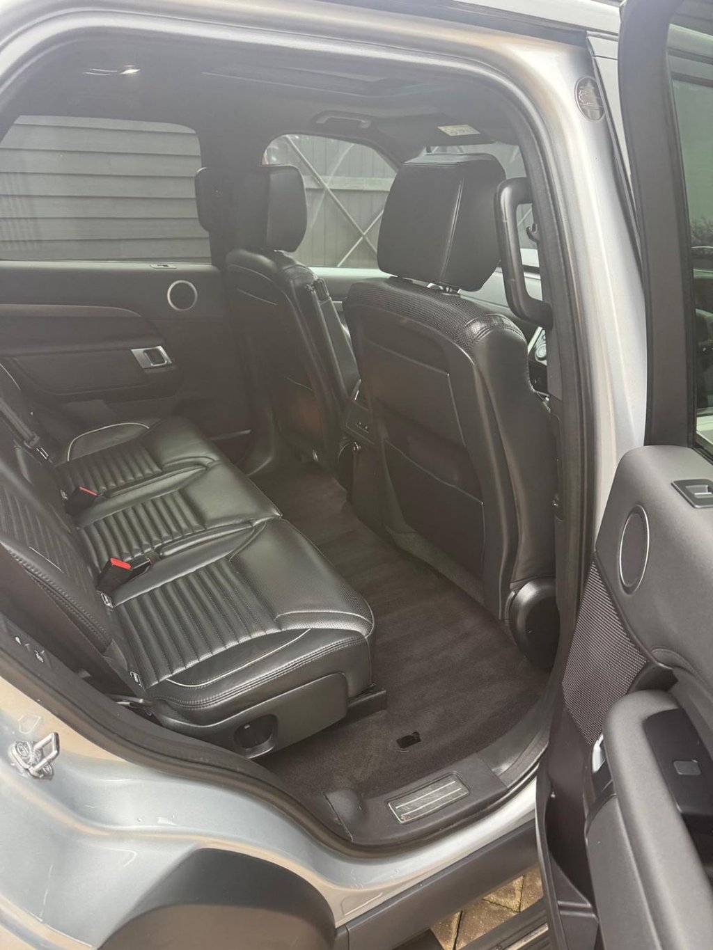 Used Land Rover Discovery 2019 for sale - 77038376: Photo 17