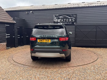 Used Land Rover Discovery 2017 for sale - 78834572: Photo