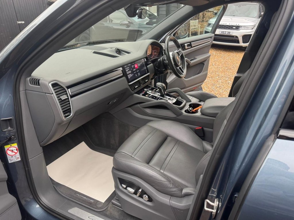 Used Porsche Cayenne 2020 for sale - 76591024: Photo 11