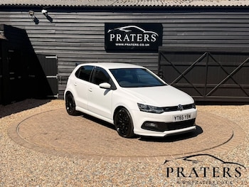 Used Volkswagen Polo 2015 for sale - 79543424: Photo