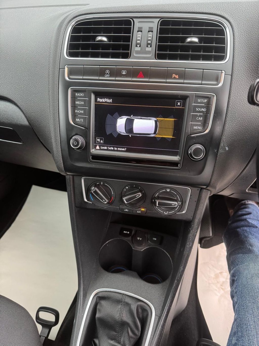 Used Volkswagen Polo 2016 for sale - 77239332: Photo 13