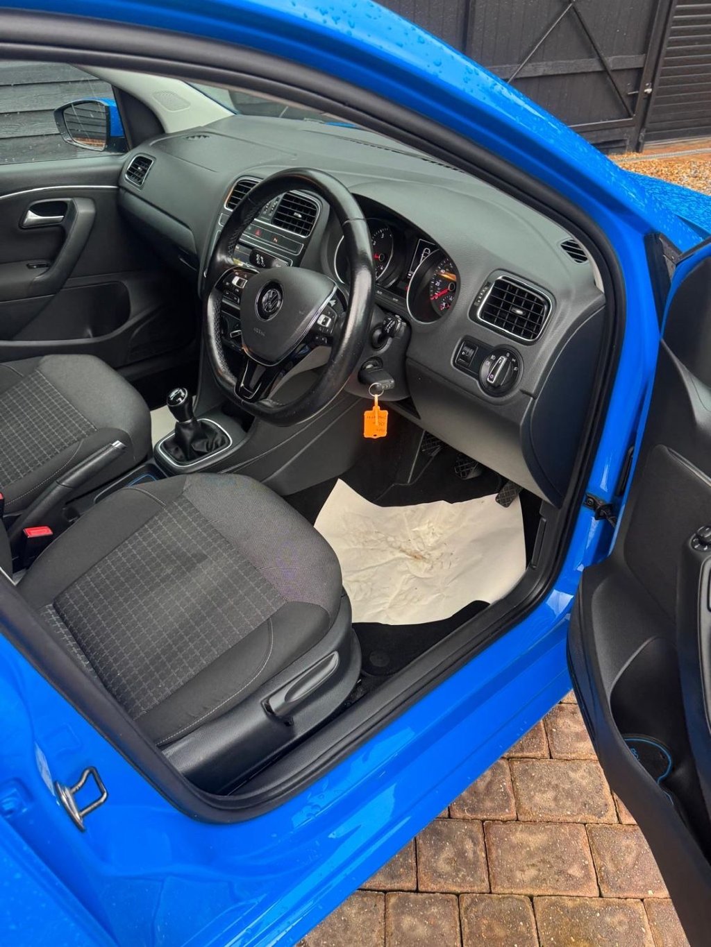 Used Volkswagen Polo 2016 for sale - 77239332: Photo 8