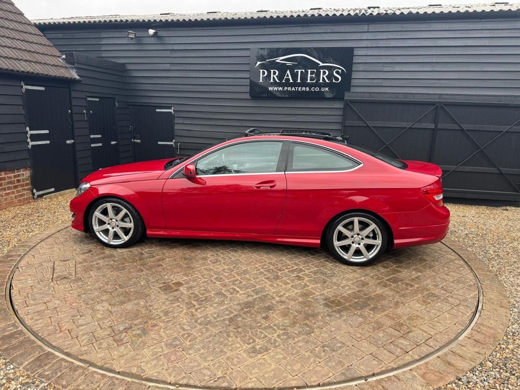 Used Mercedes-Benz C Class 2015 for sale - 78056400: Photo 17