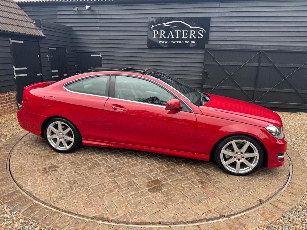 Used Mercedes-Benz C Class 2015 for sale - 78056400: Photo 5