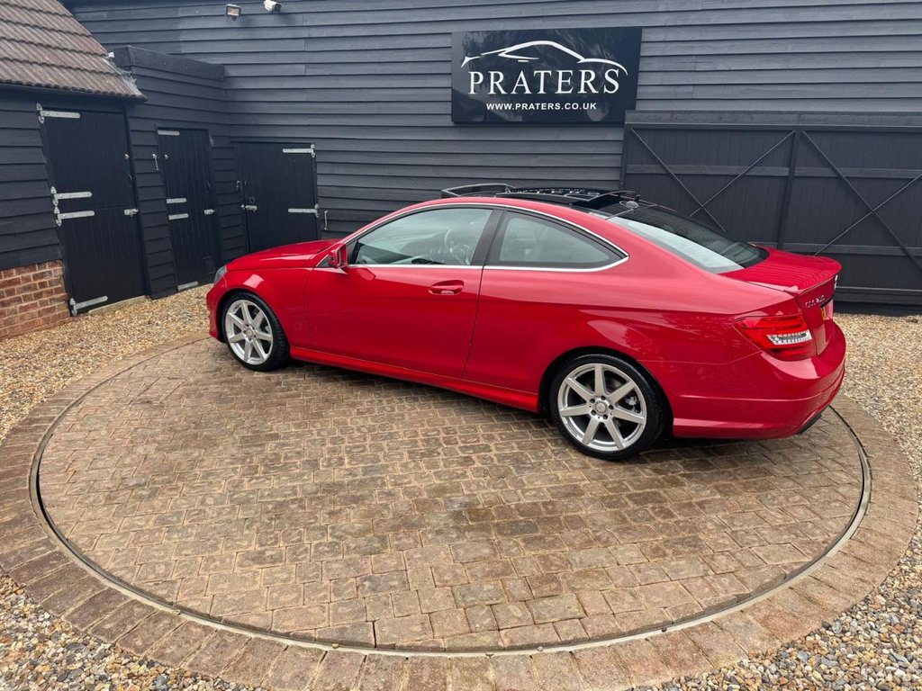 Used Mercedes-Benz C Class 2015 for sale - 78056400: Photo 8