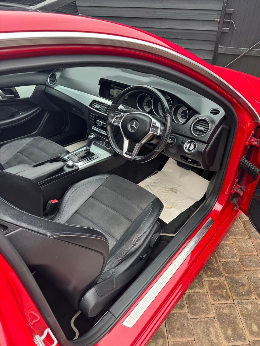 Used Mercedes-Benz C Class 2015 for sale - 78056400: Photo 9