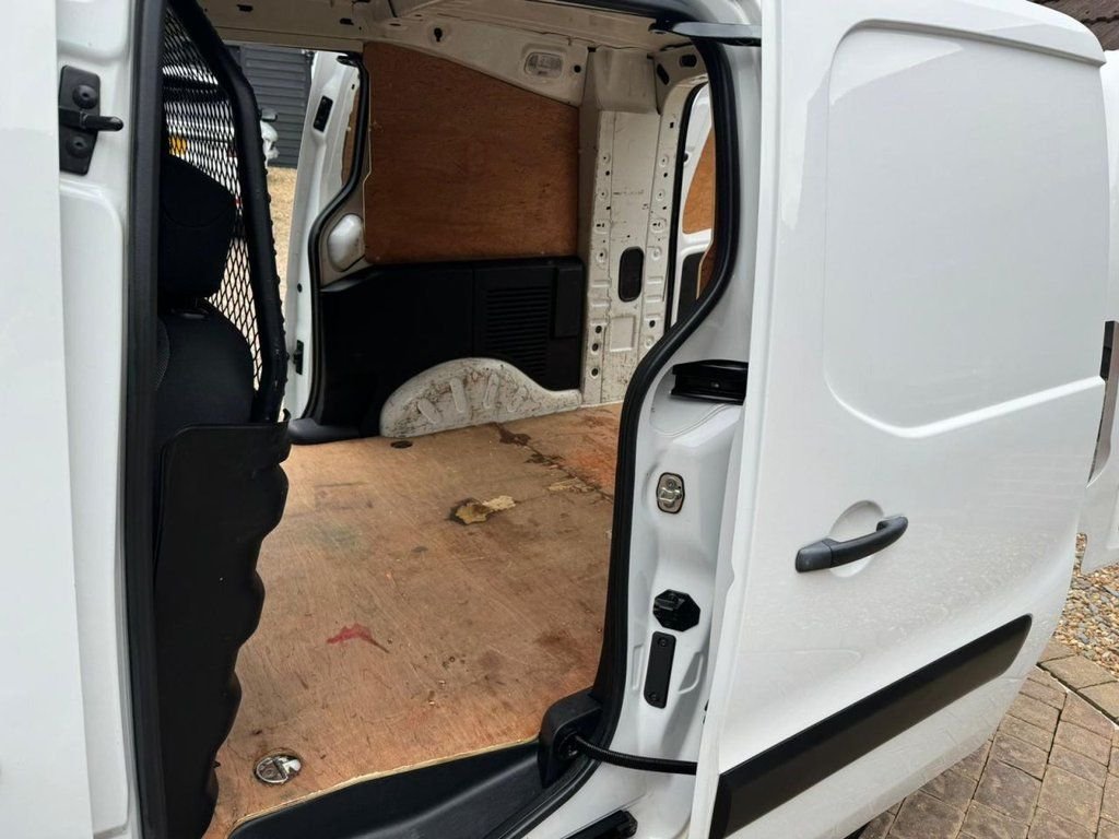 Used Peugeot Partner 2017 for sale - 77647853: Photo 11