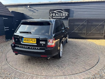 Used Land Rover Range Rover Sport 2010 for sale - 79394603: Photo