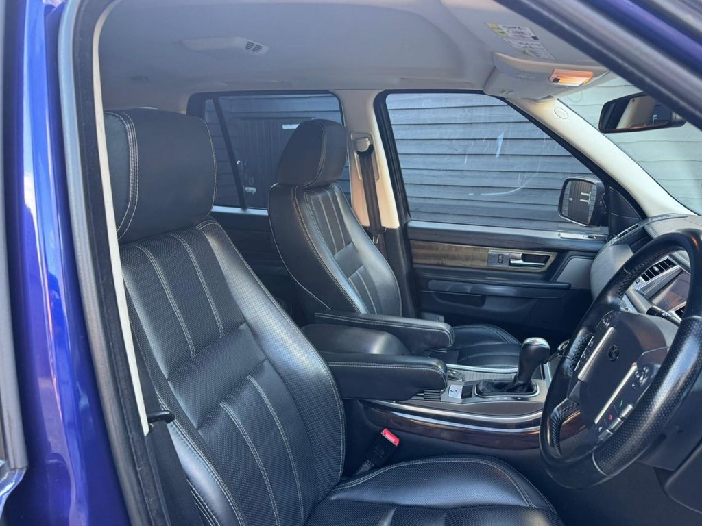 Used Land Rover Range Rover Sport 2010 for sale - 76486956: Photo 10