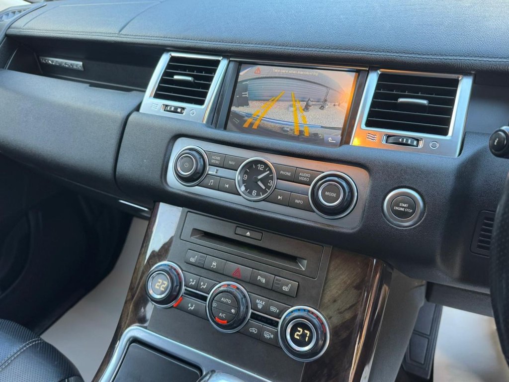 Used Land Rover Range Rover Sport 2010 for sale - 76486956: Photo 13