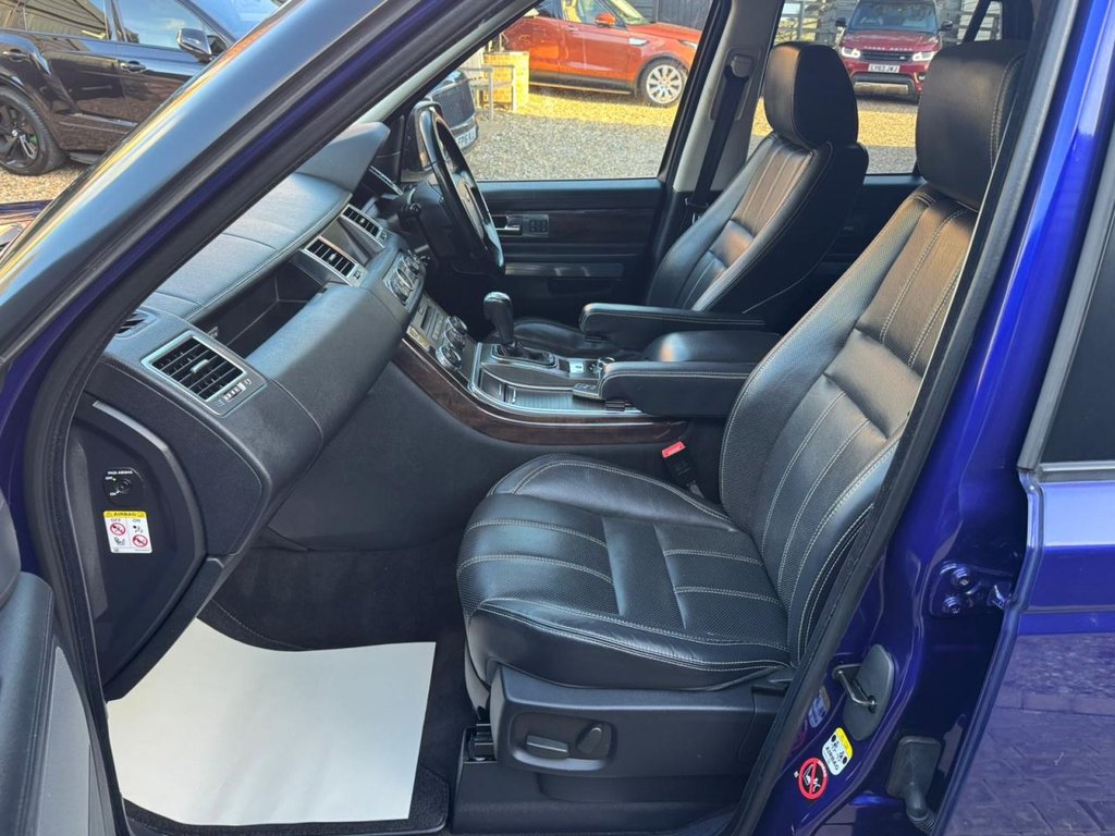 Used Land Rover Range Rover Sport 2010 for sale - 76486956: Photo 14