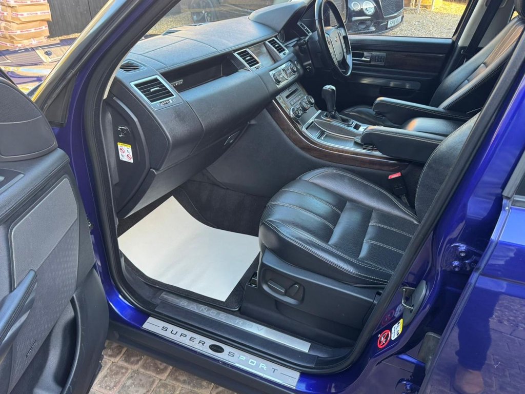 Used Land Rover Range Rover Sport 2010 for sale - 76486956: Photo 15