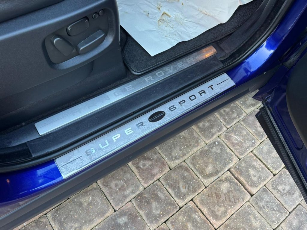 Used Land Rover Range Rover Sport 2010 for sale - 76486956: Photo 18