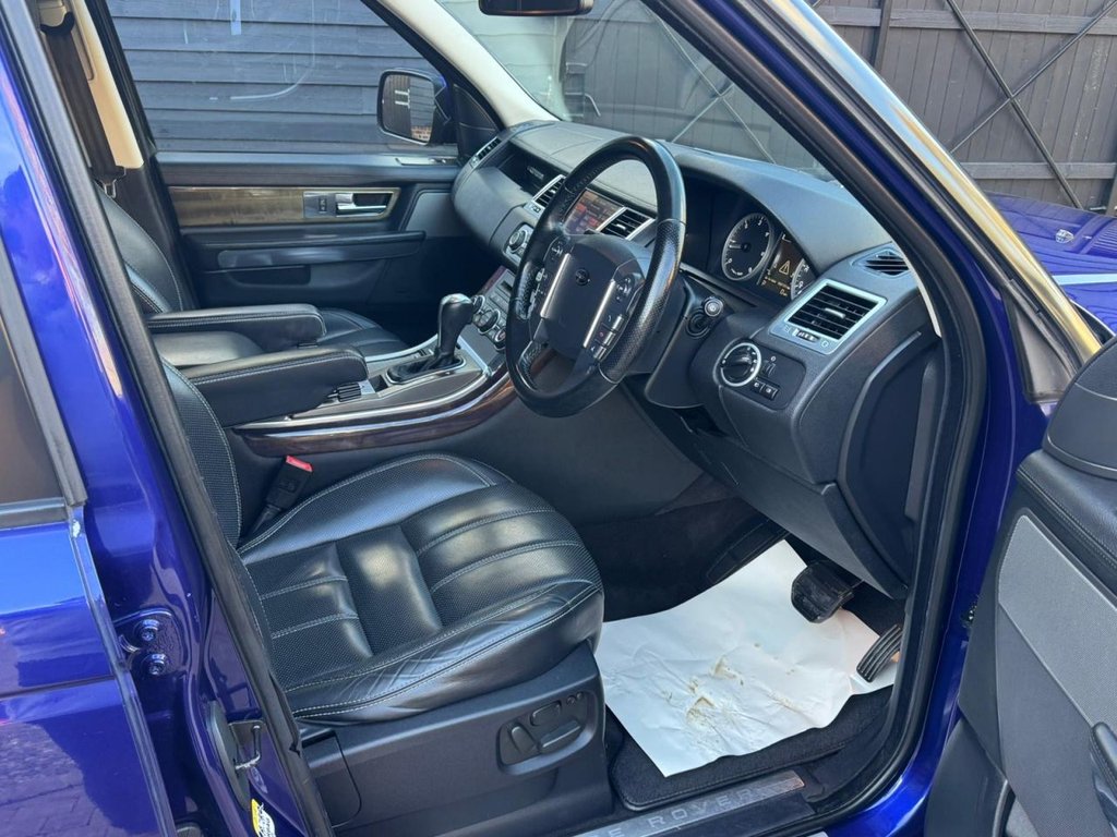 Used Land Rover Range Rover Sport 2010 for sale - 76486956: Photo 9