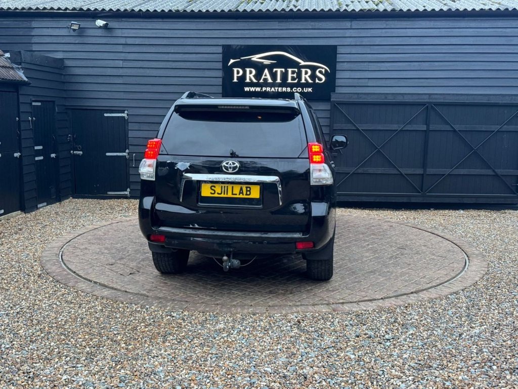 Used Toyota Land Cruiser 2011 for sale - 77485051: Photo 3