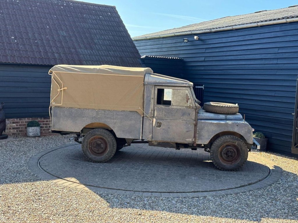 Vehicle 28