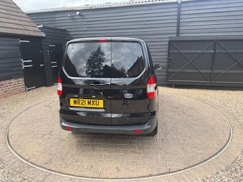 Used Ford Transit Courier 2021 for sale - 75335368: Photo