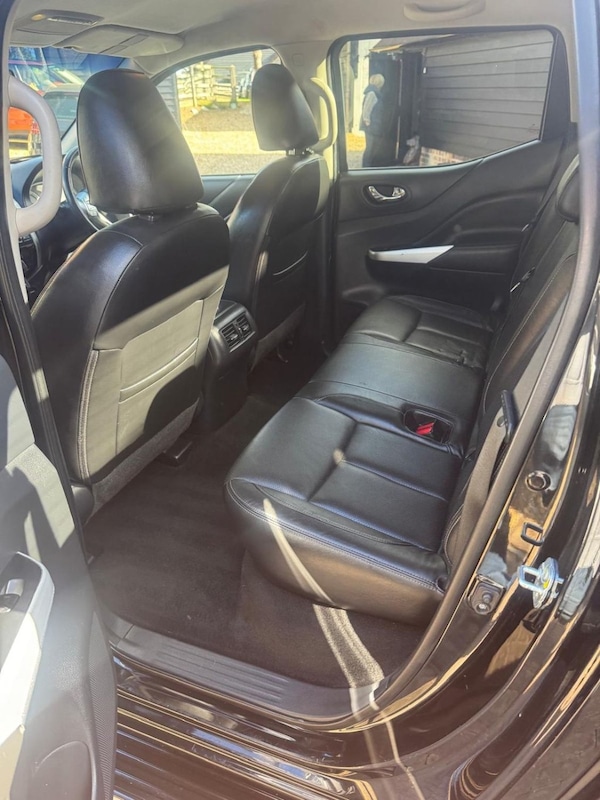 Used Nissan Navara 2017 for sale - 76274069: Photo 12