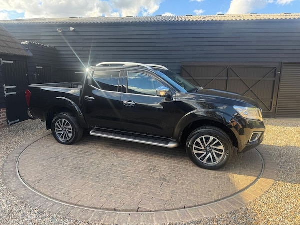 Used Nissan Navara 2017 for sale - 76274069: Photo 25