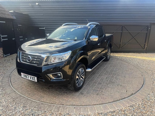 Used Nissan Navara 2017 for sale - 76274069: Photo 2