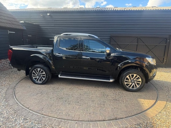 Used Nissan Navara 2017 for sale - 76274069: Photo 44