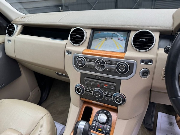 Used Land Rover Discovery 2010 for sale - 76304251: Photo 12