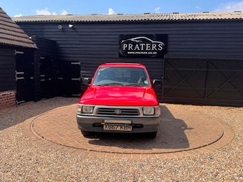Used Toyota Hilux 2000 for sale - 79254355: Photo