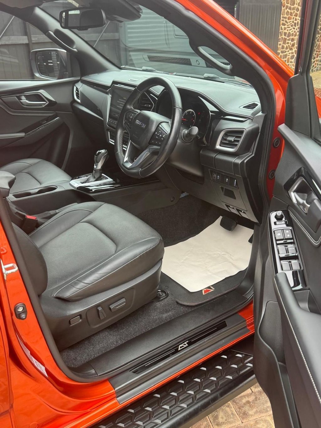 Used Isuzu D-Max 2023 for sale - 76261367: Photo 17