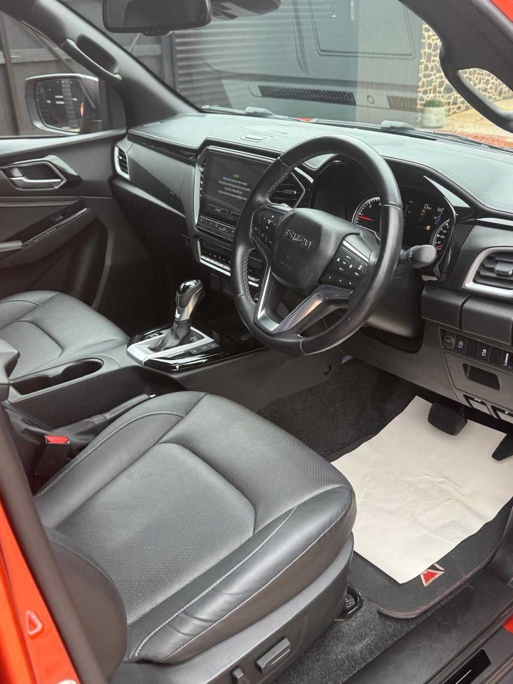 Used Isuzu D-Max 2023 for sale - 76261367: Photo 9