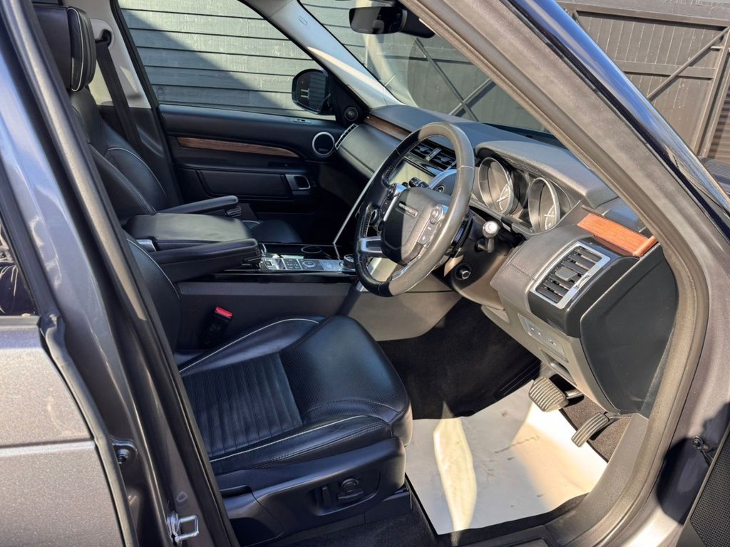 Used Land Rover Discovery 2017 for sale - 77484972: Photo 10