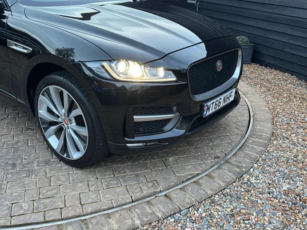Used Jaguar F-Pace 2016 for sale - 77563869: Photo 19